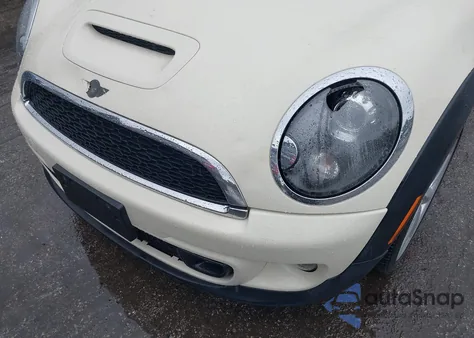 2012 Mini Cooper S из США, поврежденный, VIN WMWSV3C59CT386436